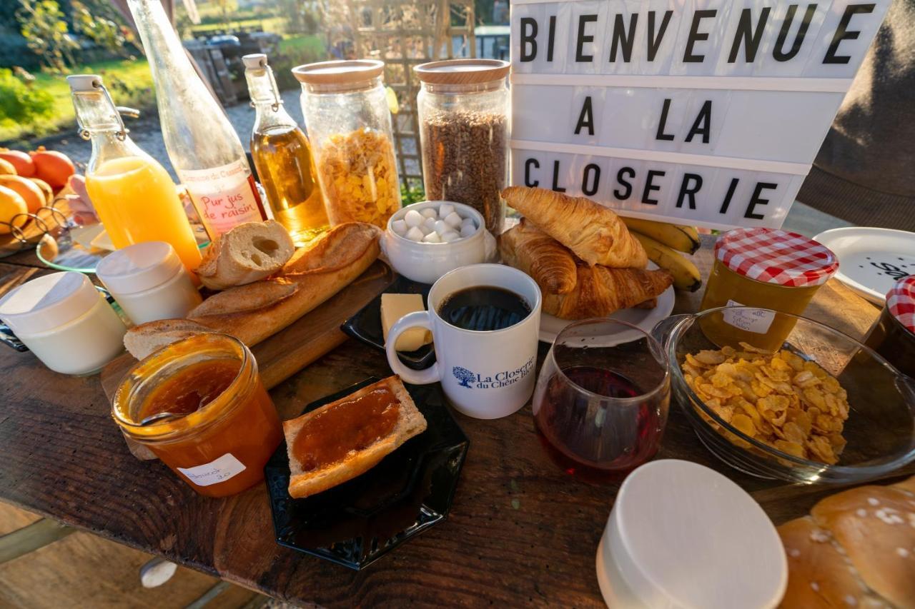 La Closerie Du Chene Bleu Val-de-Livenne Luaran gambar